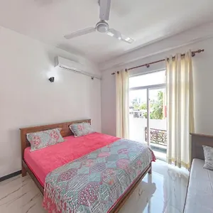 Ocean Breeze Apartment