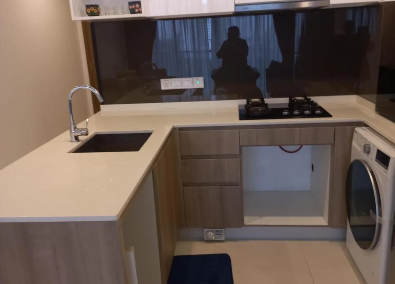 Capital Twin Peaks Apartment Colombo Sri Lanka