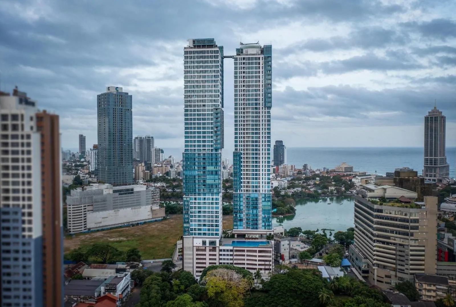 Capital Twin Peaks Apartment Colombo Sri Lanka